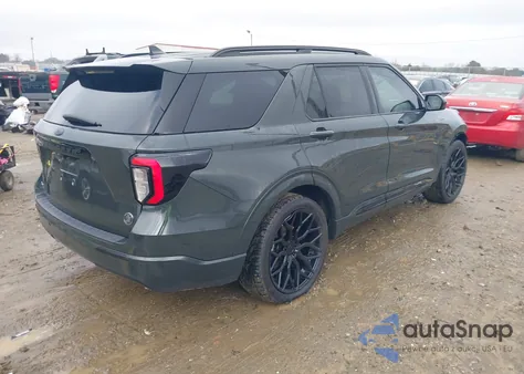 2022 Ford Explorer Xlt z USA, uszkodzony, nr VIN 1FMSK7DH6NGB64049
